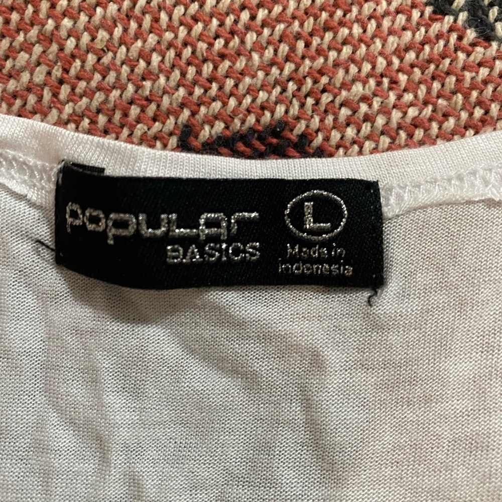 Popular Basics tank top women LARGE NWOT - Picture 4 of 4